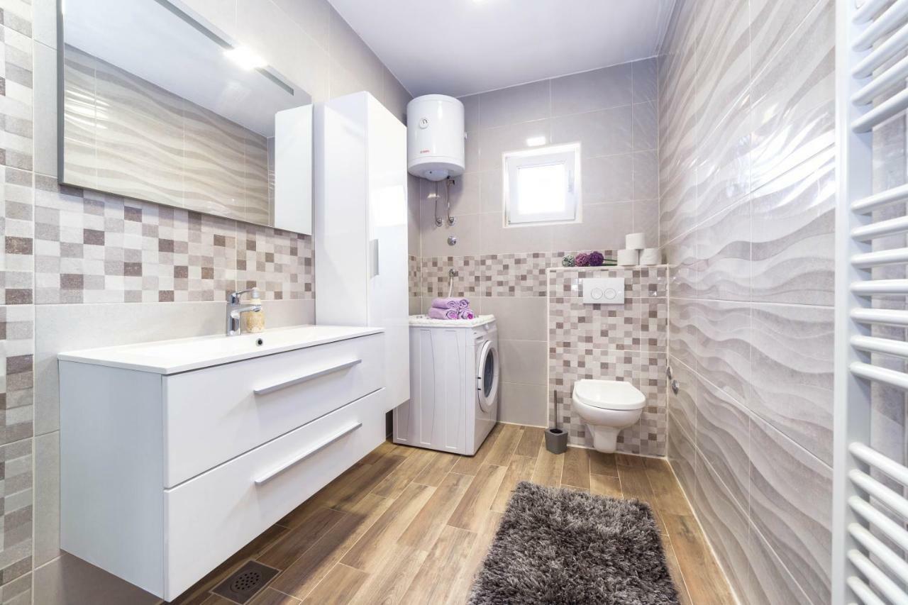 Sea Apartment