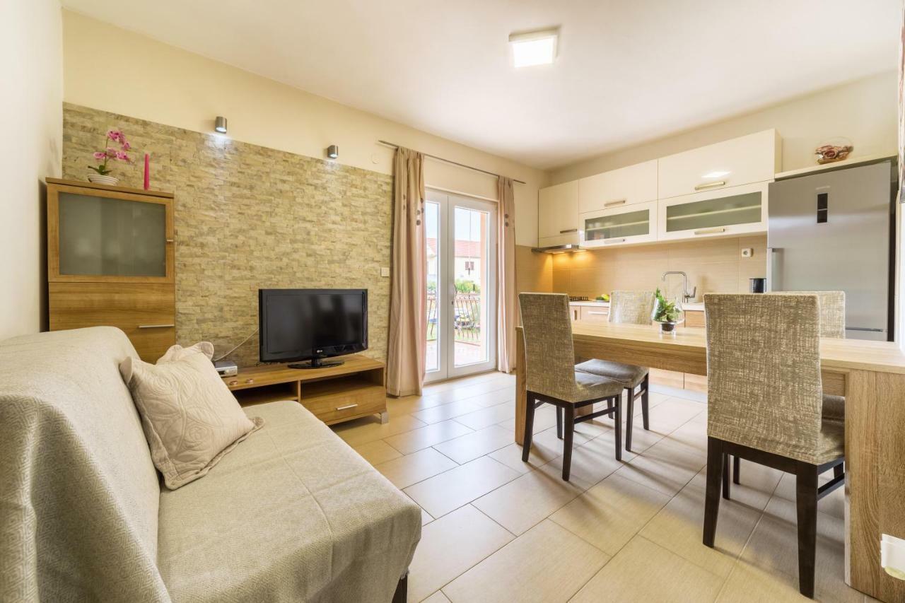 Sea Apartment