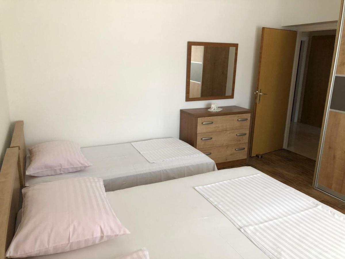 Sea Apartment *